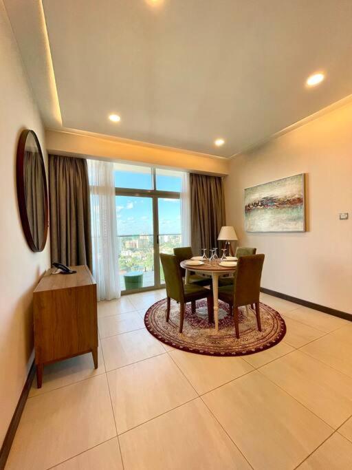 Tranquility In The Midst Of Vibrance Nairobi Exterior foto