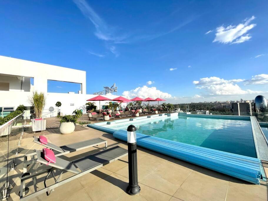 Tranquility In The Midst Of Vibrance Nairobi Exterior foto