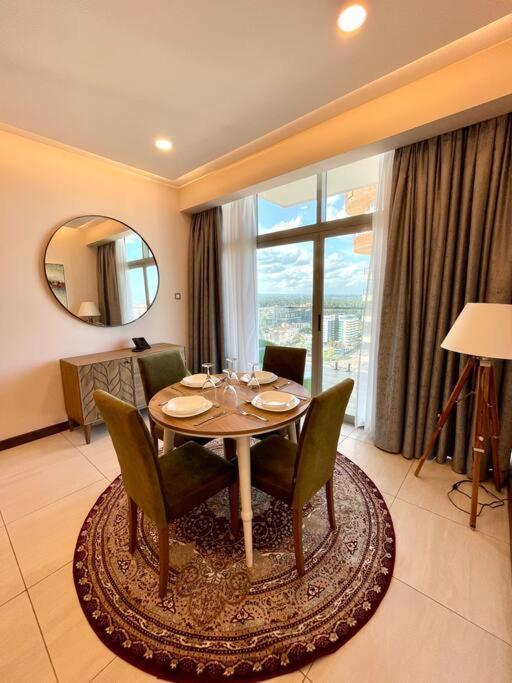 Tranquility In The Midst Of Vibrance Nairobi Exterior foto